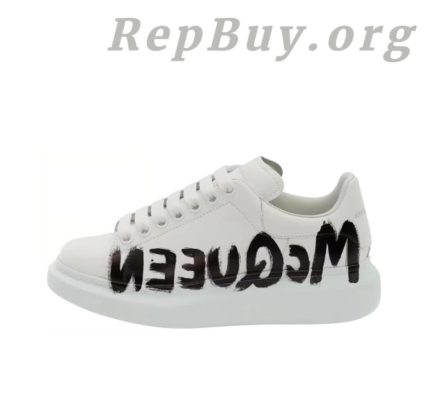 Alexander McQueen Oversized Graffiti White Black