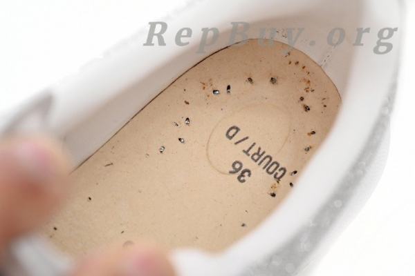 Alexander McQueen Sneaker Loose Drilling - Image 11
