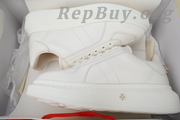 Alexander McQueen Sneaker White 2024ss, high quality replica Alexander McQueen, best copy McQueen shoes, 1:1 McQueen sneakers, luxury replica sneakers, designer knockoff shoes, premium imitation McQueen