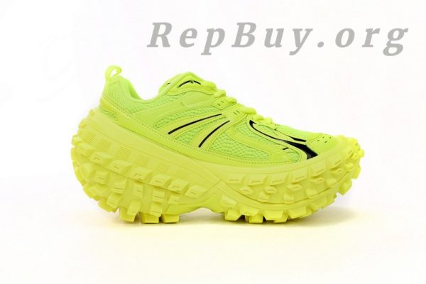 Balenciaga Defender Apple Green 685613 W2RAB 7510, high quality replica Balenciaga, best replica shoes, 1:1 copy Balenciaga Defender, top quality knockoff sneakers, luxury replica footwear, designer shoes copy, premium imitation Balenciaga
