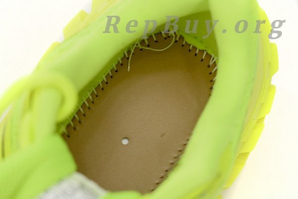 Balenciaga Defender Apple Green 685613 W2RAB 7510, high quality replica Balenciaga, best replica shoes, 1:1 copy Balenciaga Defender, top quality knockoff sneakers, luxury replica footwear, designer shoes copy, premium imitation Balenciaga
