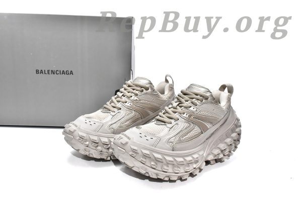 Balenciaga Defender Beige 685611 W2RA6 9700, high quality replica Balenciaga Defender, best replica sneakers, 1:1 copy Balenciaga shoes, top quality knockoff sneakers, luxury replica footwear, designer shoes replica, Balenciaga Defender rep, premium fake sneakers, exact copy Balenciaga