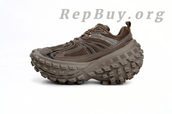 Balenciaga Defender Black Brown 685611 W3RBS 2408