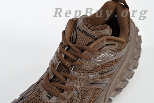 Balenciaga Defender Black Brown 685611 W3RBS 2408 - 图片 6