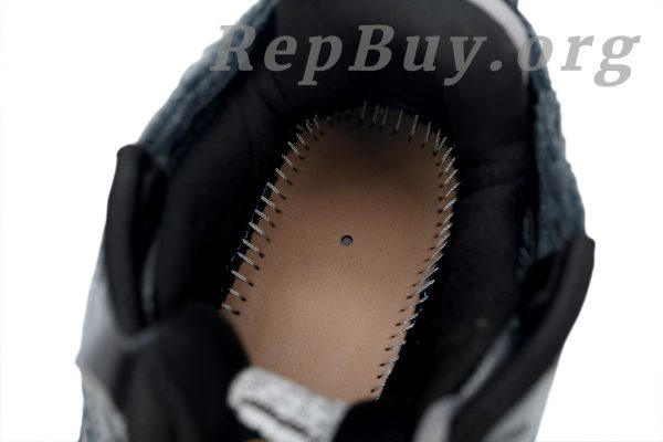 Balenciaga Runner replica, high quality Balenciaga copy, 1:1 Balenciaga sneakers, best fake Balenciaga shoes, luxury replica sneakers, Balenciaga 677402 W3RB2 1515 dupes, premium imitation footwear, designer knockoff shoes, top-tier Balenciaga replicas, all black gray sneakers