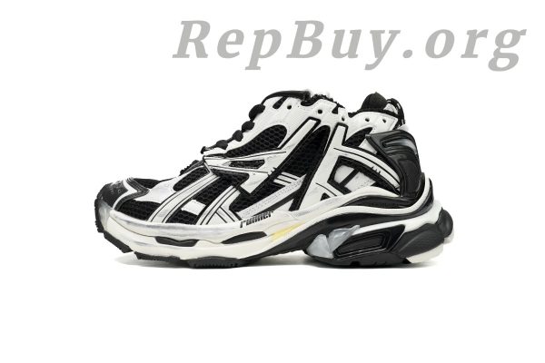 Balenciaga Runner Black White 677403W3RB29010