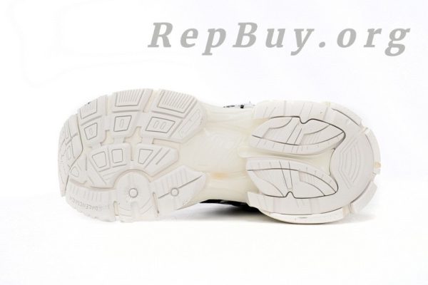 Balenciaga Runner White And Black Characters 677402 W3RBQ 9010 - 图片 5