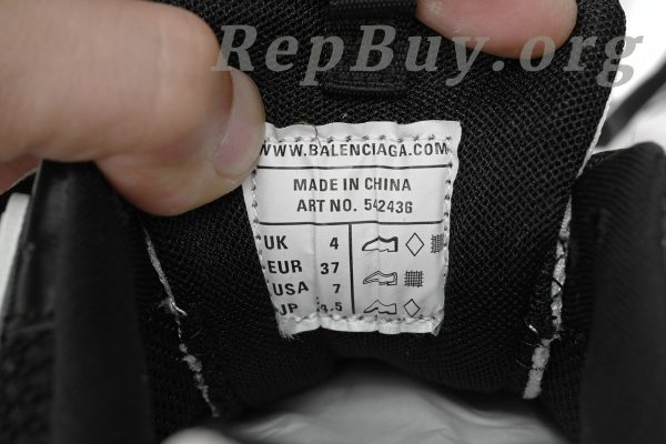 Balenciaga Tess S Black And White replica, high quality Balenciaga replica shoes, best fake Balenciaga Tess S, 542436 W3NH3 7261 copy, premium replica sneakers, top quality Balenciaga dupes, designer replica footwear, luxury fake shoes, exact copy Balenciaga Tess S