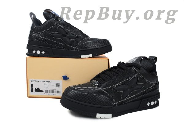 Louis Vuitton Skate Black 1ABZ5D, high quality replica Louis Vuitton shoes, best LV Skate replica, 1:1 copy Louis Vuitton sneakers, luxury replica shoes, top quality LV Skate Black, perfect LV 1ABZ5D replica, designer replica sneakers, premium LV Skate copy