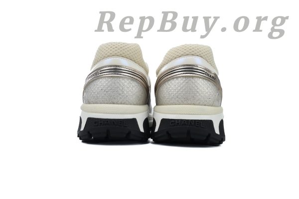Chanel CC Logo Sneaker Rose Gold - 图片 3