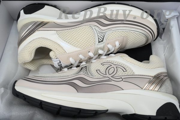 Chanel CC Logo Sneaker Rose Gold - 图片 12
