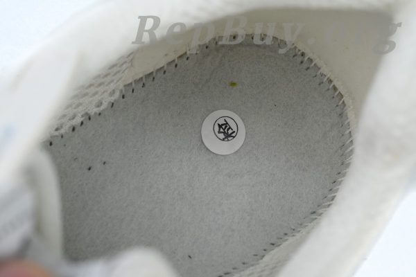 Chanel CC Logo Sneaker White, high quality replica Chanel sneakers, best Chanel CC knockoff shoes, 1:1 copy Chanel white sneakers, luxury replica designer shoes, top grade Chanel CC logo trainers, perfect imitation Chanel footwear, premium quality Chanel dupes