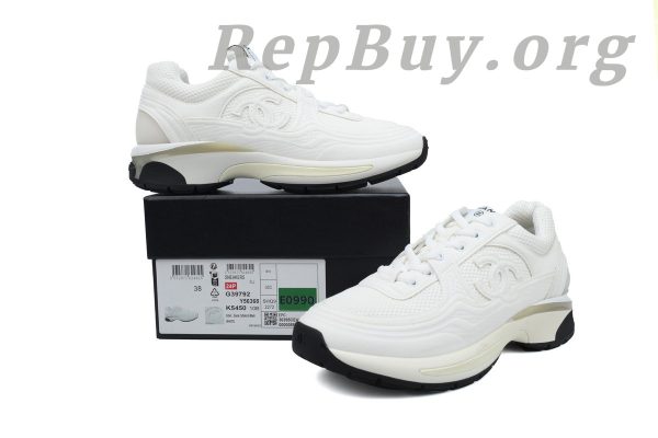 Chanel CC Logo Sneaker White, high quality replica Chanel sneakers, best Chanel CC knockoff shoes, 1:1 copy Chanel white sneakers, luxury replica designer shoes, top grade Chanel CC logo trainers, perfect imitation Chanel footwear, premium quality Chanel dupes
