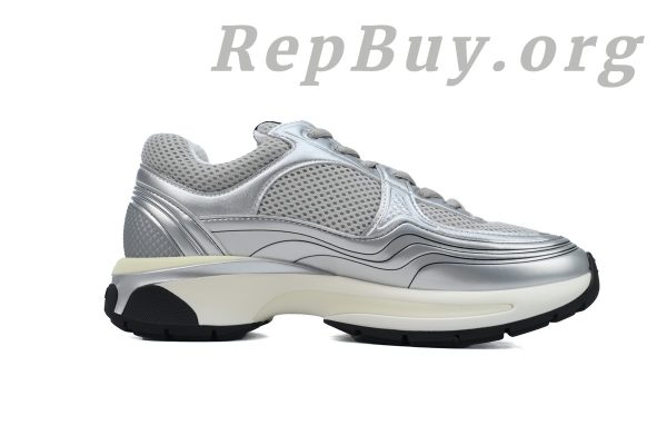 Chanel CC Logo Sneaker White Silver - 图片 2