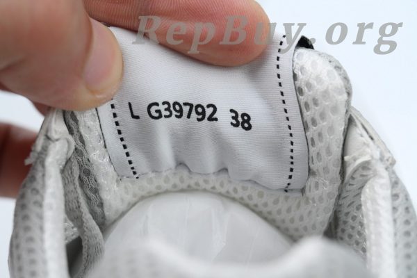Chanel CC Logo Sneaker White Silver - 图片 6