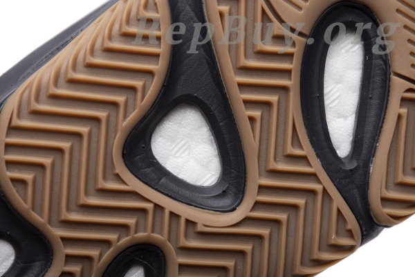 Top Version adidas Yeezy Boost 700 Utility Black FV5304 - 图片 15