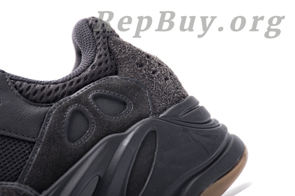 Top Version adidas Yeezy Boost 700 Utility Black FV5304 - 图片 20