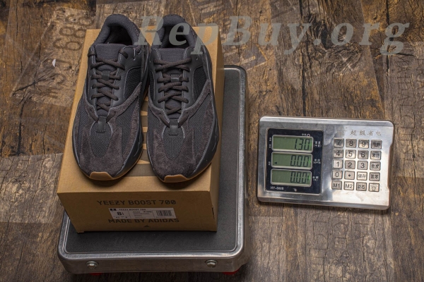 Top Version adidas Yeezy Boost 700 Utility Black FV5304 - 图片 24