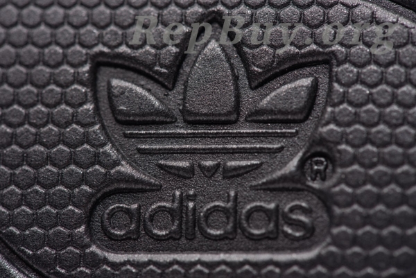 Top Version adidas Yeezy Boost 350 V2 Black (Non-Reflective) FU9006 - 图片 22