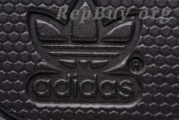 Top Version adidas Yeezy Boost 350 V2 Black (Non-Reflective) FU9006 - 图片 21
