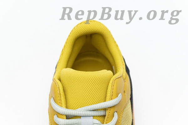 Top Version adidas Yeezy Boost 700 Sun GZ6984 - 图片 13