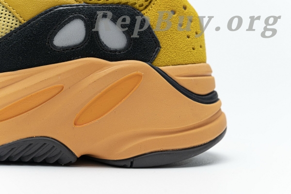 Top Version adidas Yeezy Boost 700 Sun GZ6984 - 图片 18