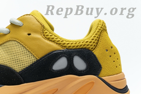 Top Version adidas Yeezy Boost 700 Sun GZ6984 - 图片 19