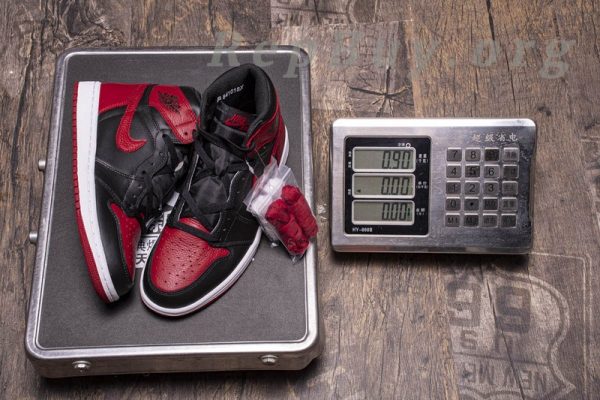 Top Version Air Jordan 1 Retro High Bred Banned (2016) 555088-001 - 图片 22