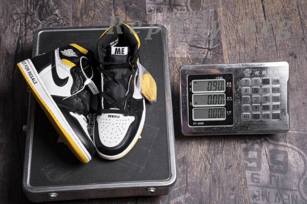 Top Version Air Jordan 1 Retro High Not for Resale Varsity Maize 861428-107 - 图片 30