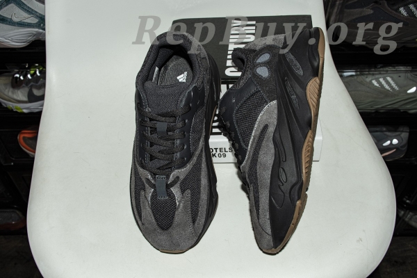 Top Version adidas Yeezy Boost 700 Utility Black FV5304 - Image 8