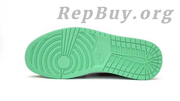 Top Version Air Jordan 1 Retro High OG Green Glow, best replica Air Jordan 1, high quality rep sneakers, perfect copy AJ1 Green Glow, 1:1 replica DZ5485-130, premium replica Jordan shoes, exact copy Air Jordan 1 High OG, flawless rep sneakers, AAA+ replica Jordan 1