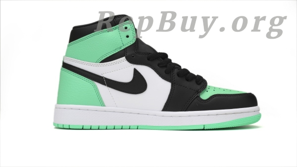 Top Version Air Jordan 1 Retro High OG Green Glow, best replica Air Jordan 1, high quality rep sneakers, perfect copy AJ1 Green Glow, 1:1 replica DZ5485-130, premium replica Jordan shoes, exact copy Air Jordan 1 High OG, flawless rep sneakers, AAA+ replica Jordan 1