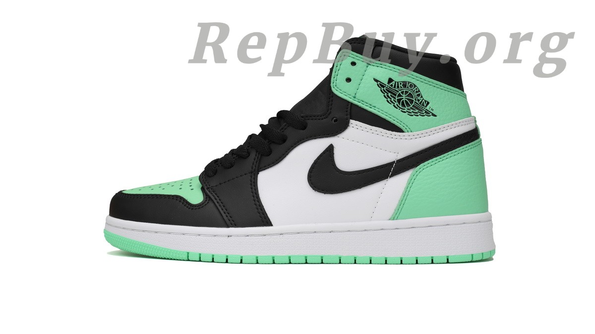 Best Top Version Air Jordan 1 Retro High OG Green Glow DZ5485-130 Replica