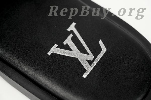 LOUIS VUITTON Oasis Black Leather Surface - 图片 7