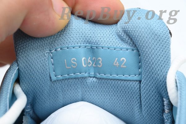 Dior B30 Reflective CD30 Grey Silver 3SN279ZYK-H882 - Image 8