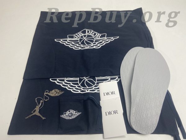 Top Version Dior x Air Jordan 1 High OG CN8607-002 - 图片 20