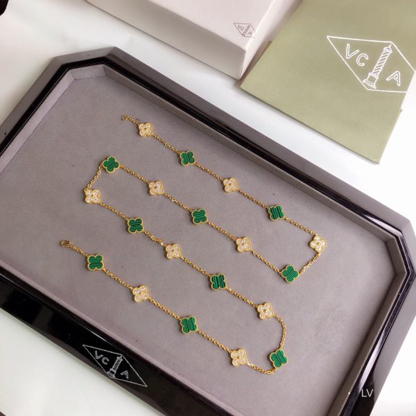 18K Vintage Alhambra 20 Motifs Long Clover Necklace - Image 6