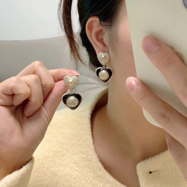 18K CC Black Heart Earrings - 图片 3