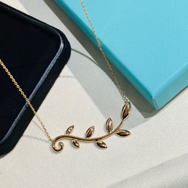 18K T Olive Leaf Vine Pendant Necklace - 图片 4
