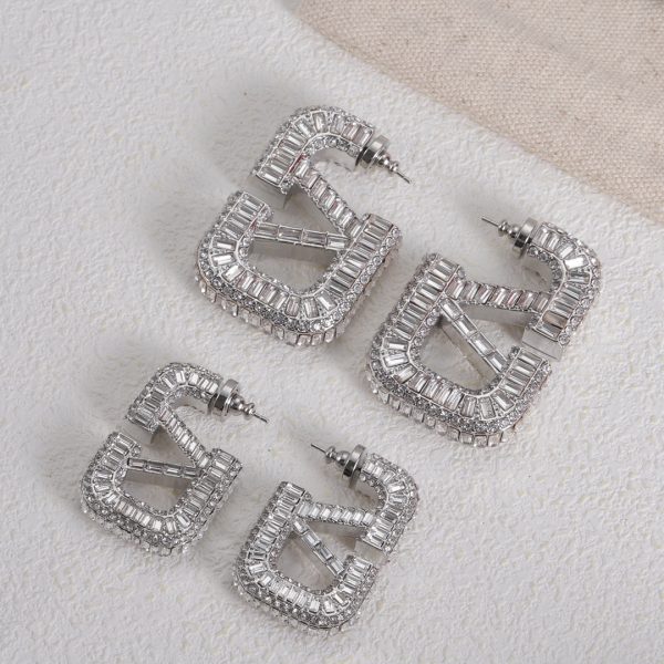 18K Vlogo Crystals Earrings - 图片 2