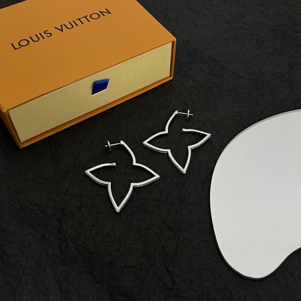 18K Louis Debuts Blossom Earrings - 图片 2