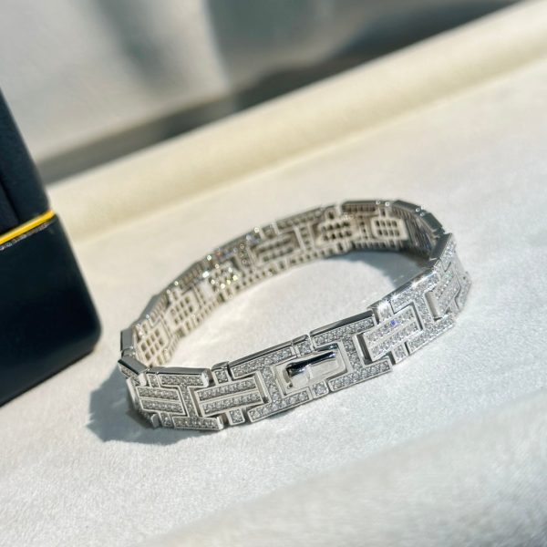 18K Diamond Chain H Bracelet