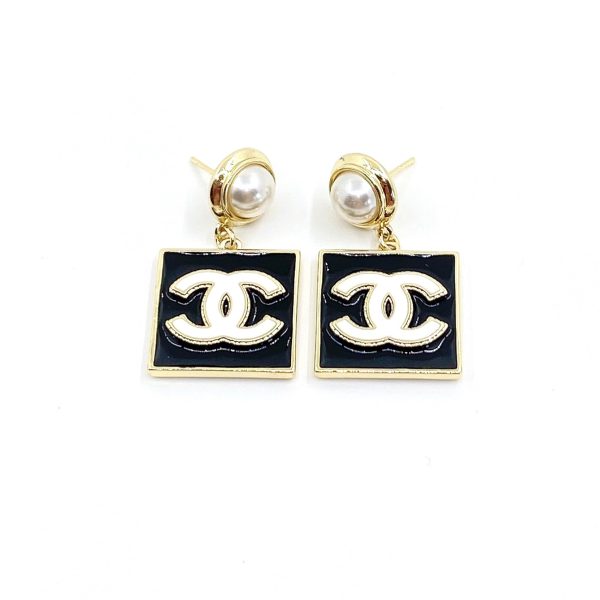18K CC Square Pearl Pendant Earrings