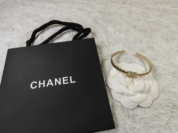 18K CC Diamonds Cuff Bracelet - Image 3