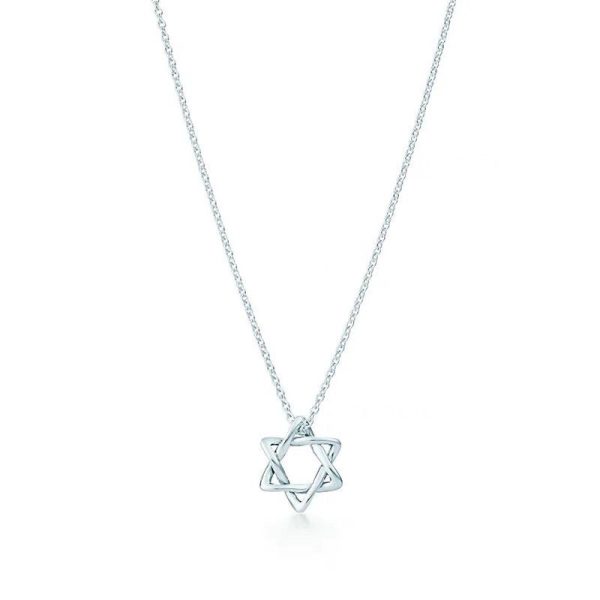 18K Star of David Pendant Necklace
