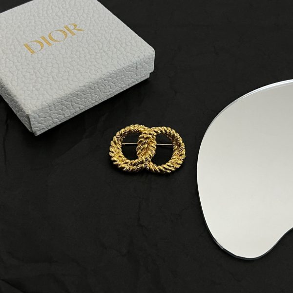 18K CD Revolution Brooch - Image 2