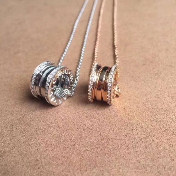 18K B.ZERO1 Pave Diamonds Necklace - Image 4