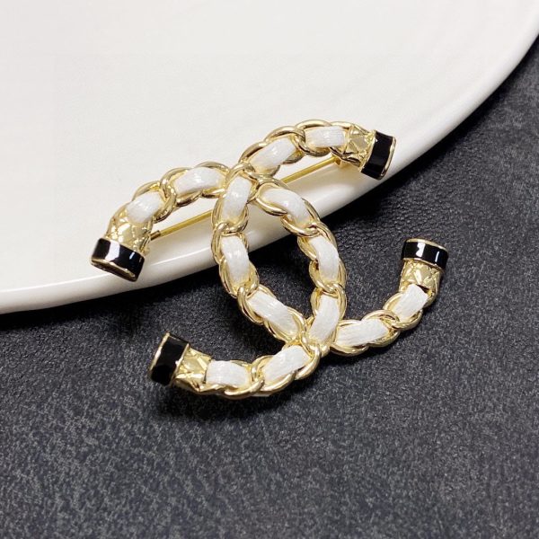 18K CC Pearl Brooch