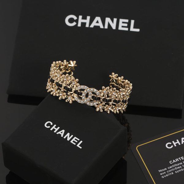 18K CC Open Cuff Strass Bracelet - Image 2
