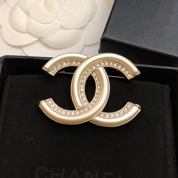 18K CC Peals Brooch
